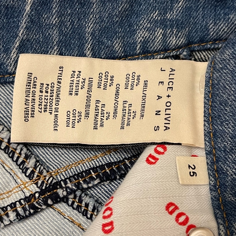 Alice + Olivia Blue Denim Jeans - Picture 13 of 13
